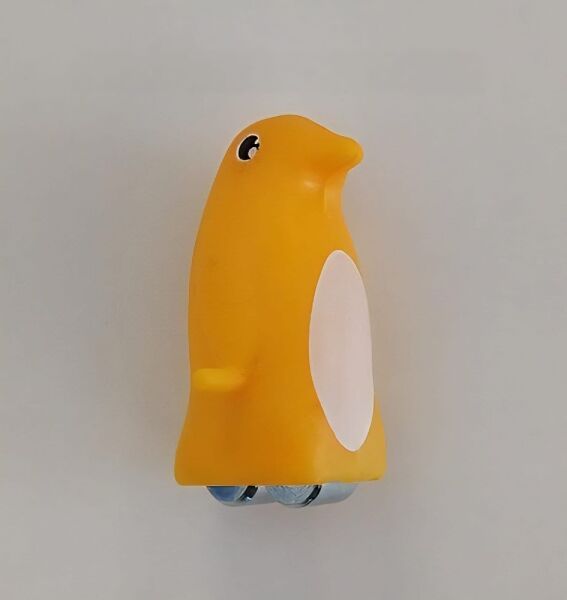 Eğlenceli Penguenler Penguen Figürü penguen sarı